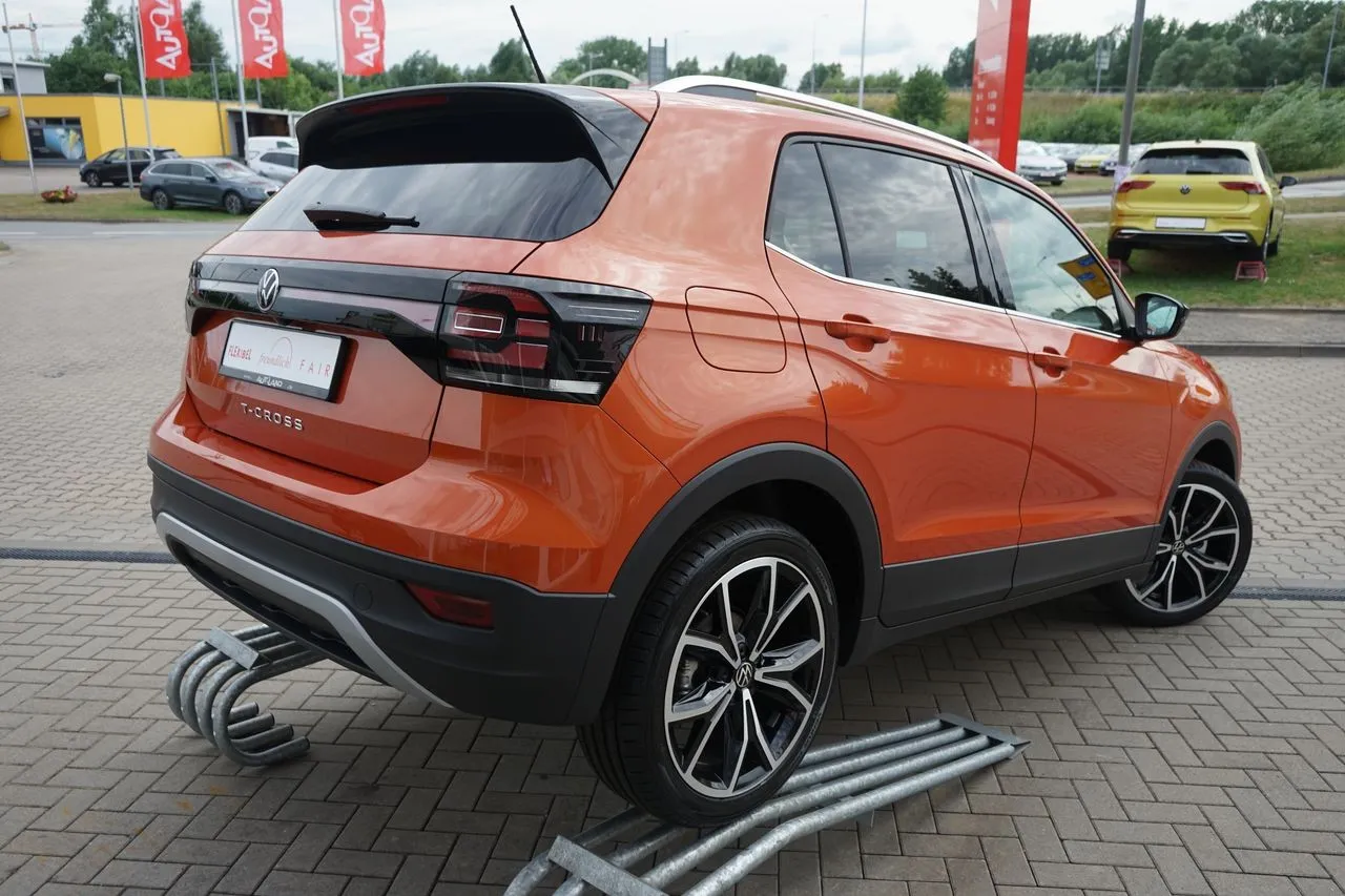 Volkswagen T-Cross 1.0 TSI DSG Navi...  Image 4