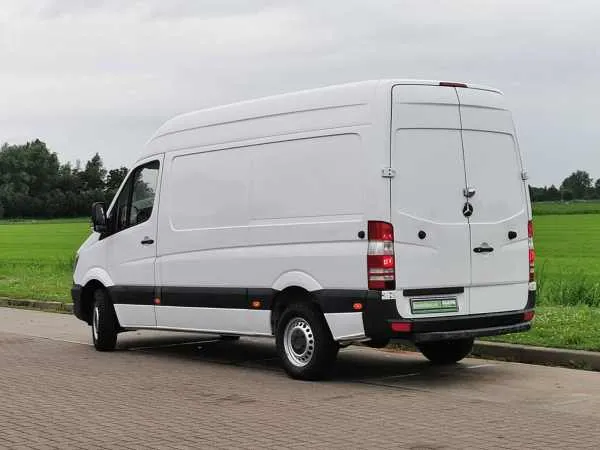 Mercedes-Benz Sprinter 210 CDI L2H2! Image 5