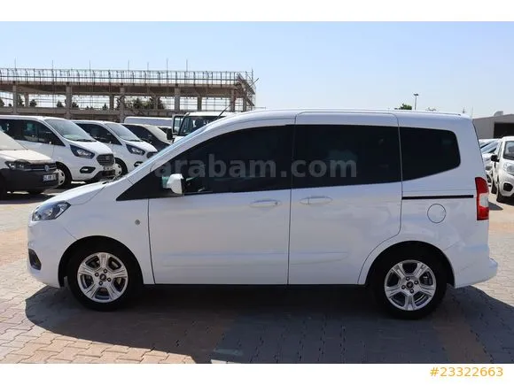 Ford Tourneo Courier 1.5 TDCi Delux Image 2